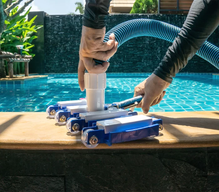 pool-maintenance-image-2 pool-maintenance-image-2