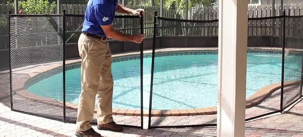 Pool Fence Repair